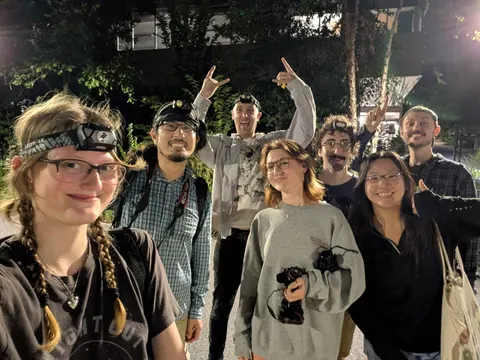 Members of the Stroud Lab out in force for opening day of Sleepy Lizard Project: GT Campus